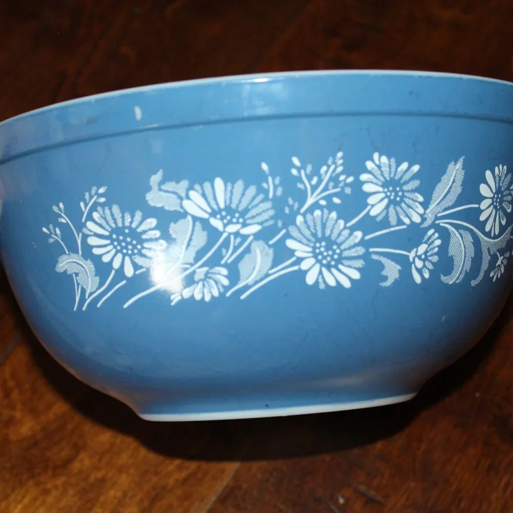 Vintage Pyrex Colonial Mist Mixing Bowl Set of 3 (401 - 403)